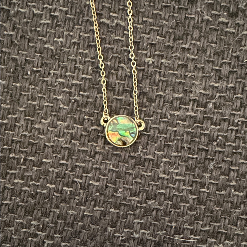 Elegant Gold Necklace with Multicolor Pendant